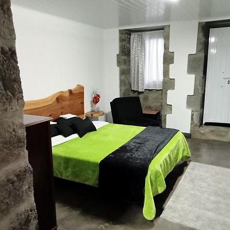 Basaltic Guest House Achadinha Екстер'єр фото