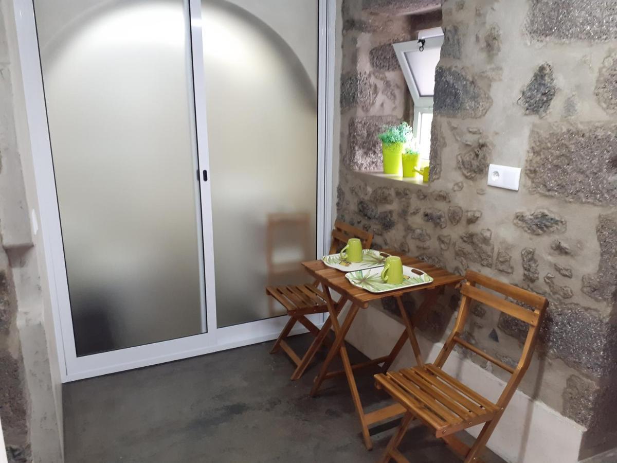 Basaltic Guest House Achadinha Екстер'єр фото
